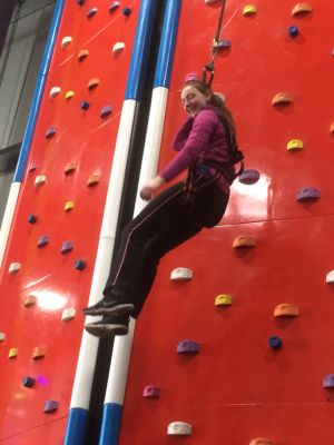 Aine 2018 German Photo 3